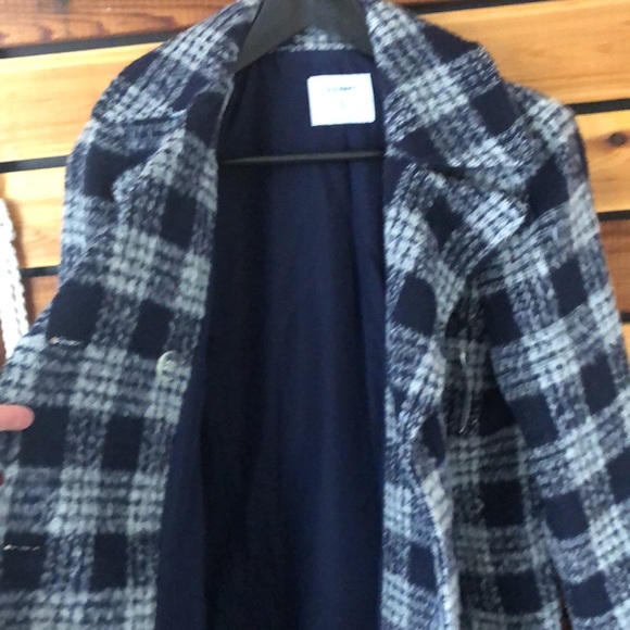 Old Navy Winter Coat. - Picture 5 of 6